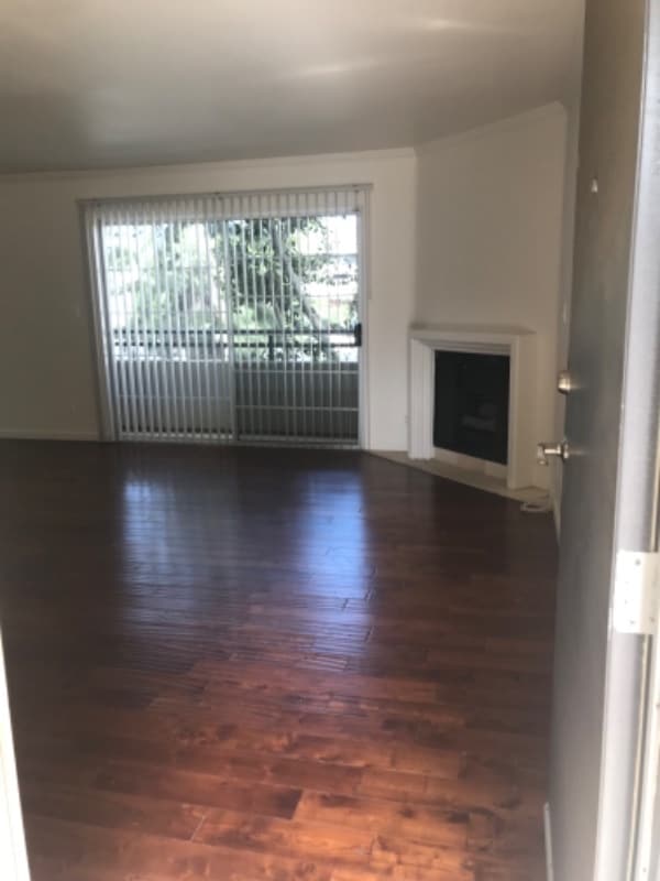 property at 13012 Riverside Dr