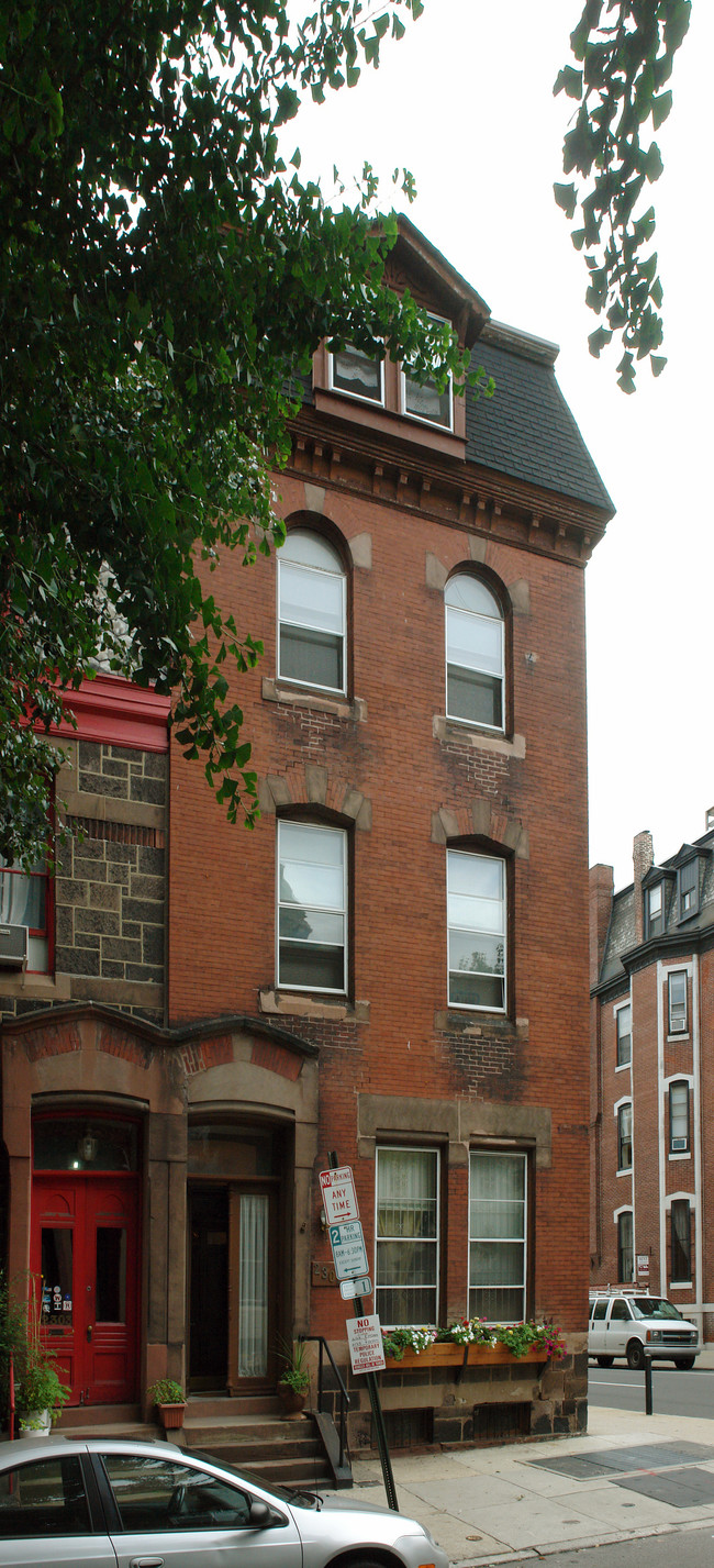 2301 Delancey Pl in Philadelphia, PA - Building Photo - Building Photo