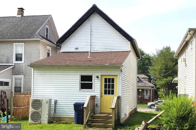 447 Hodgson St in Oxford, PA - Building Photo - Building Photo