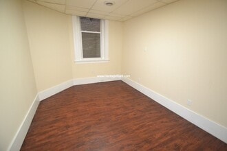 1042 Marshall Ave in Cincinnati, OH - Foto de edificio - Building Photo