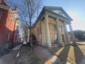 166 Hudson Ave in Newark, OH - Building Photo