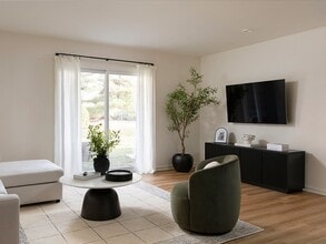 The Crest at Princeton Meadows in Plainsboro, NJ - Building Photo - Building Photo