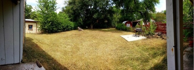 1231 Kendalia Ave in San Antonio, TX - Building Photo - Building Photo