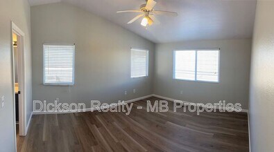 162 Prairie Ln in Fernley, NV - Building Photo - Building Photo