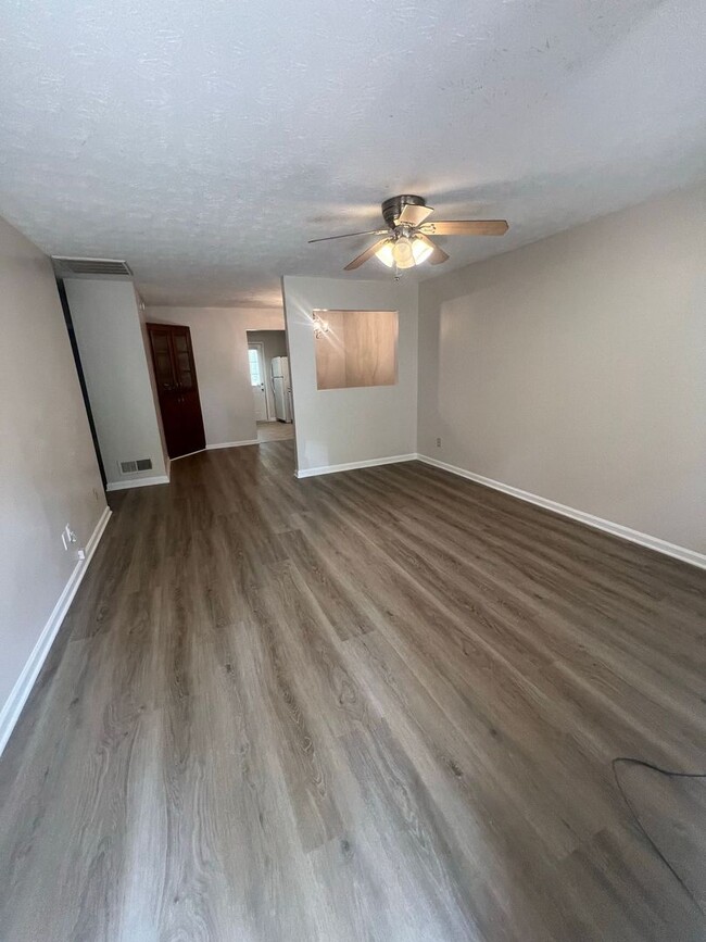 721-723 Jackson View Rd in Suwanee, GA - Building Photo - Building Photo