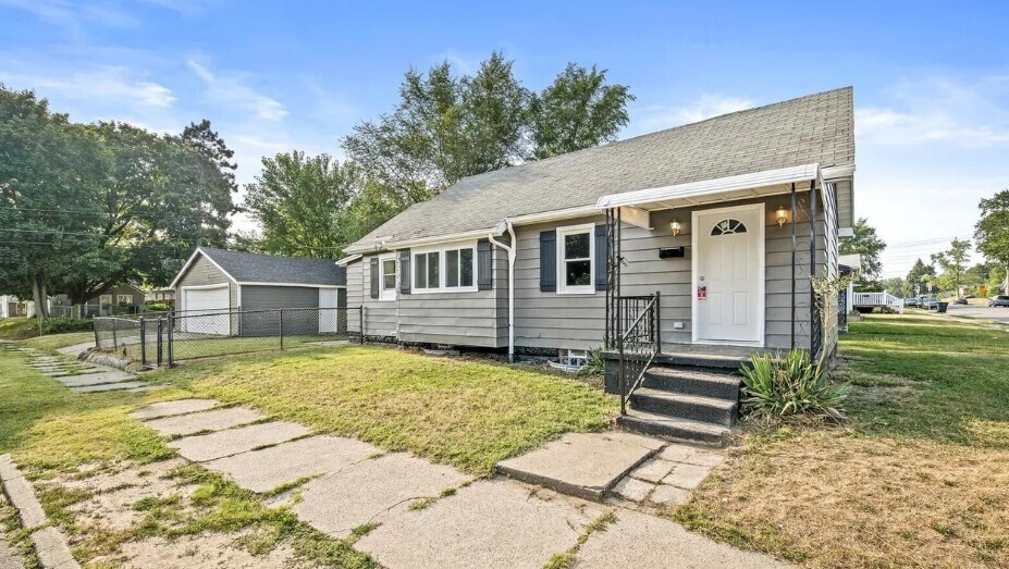 633 S 26th St in South Bend, IN - Building Photo