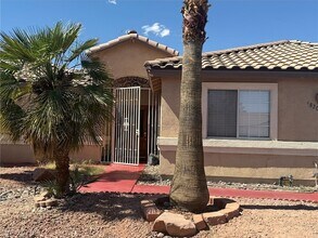 4820 Patterson Ave in Las Vegas, NV - Foto de edificio - Building Photo