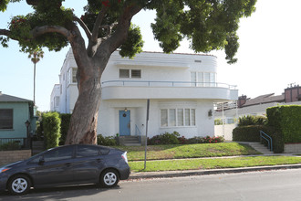 633 9th St in Santa Monica, CA - Building Photo - Building Photo