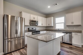 3039 Red Bark Dr in Conway, SC - Building Photo - Building Photo
