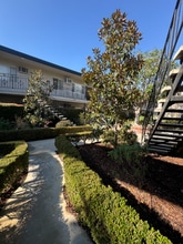 999 Locust St in Pasadena, CA - Building Photo - Building Photo