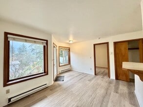 1749 Douglas Hwy in Juneau, AK - Building Photo - Building Photo