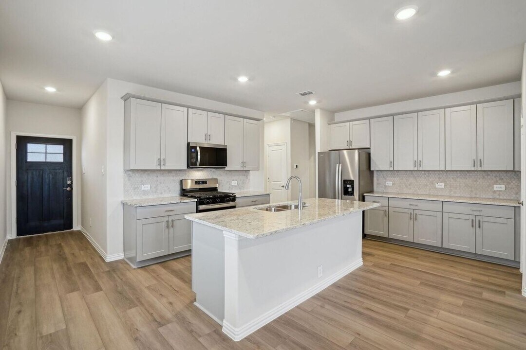 115 Greenbriar Dr in McKinney, TX - Building Photo