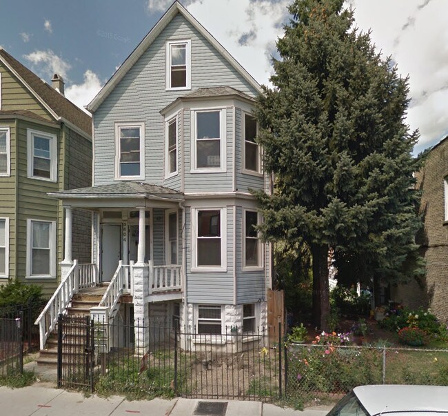Logan Square 3-Flat Apartments in Chicago, IL - Building Photo - Building Photo