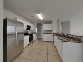 18438 Atascocita Meadows Dr in Humble, TX - Foto de edificio - Building Photo