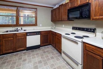 Villas at Lake Acworth in Acworth, GA - Foto de edificio - Building Photo