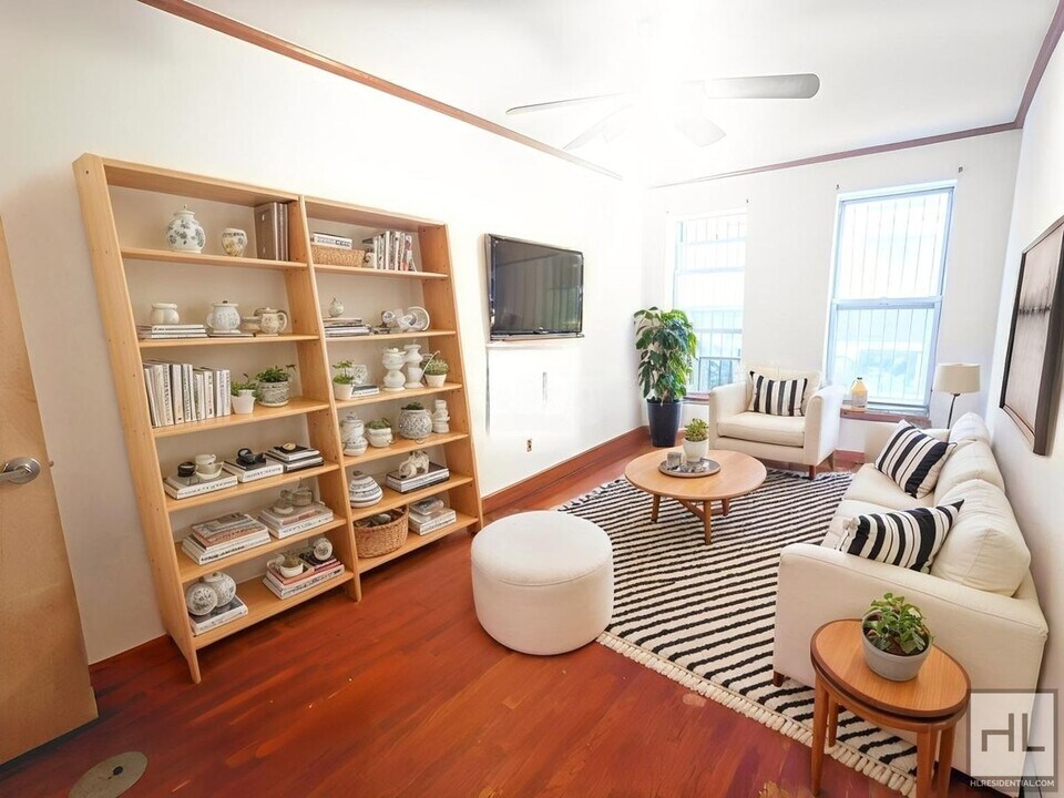 423 Lincoln Pl in Brooklyn, NY - Building Photo