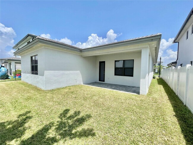 property at 17324 SW 41st St