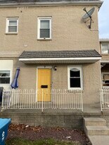 9 E Market St in Hallam, PA - Building Photo