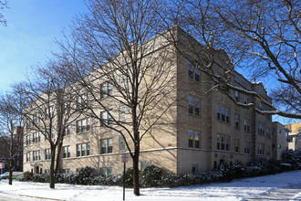 800-806 Dobson St in Evanston, IL - Building Photo - Building Photo