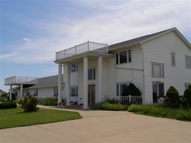 3137 HWY 81 Apartments