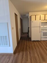 1020 Riverbend Dr in Hartford, WI - Foto de edificio - Building Photo