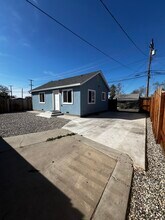 316 Linden St in Modesto, CA - Building Photo - Building Photo