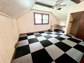 18 Ridgecrest Ave in Latham, NY - Building Photo - Building Photo