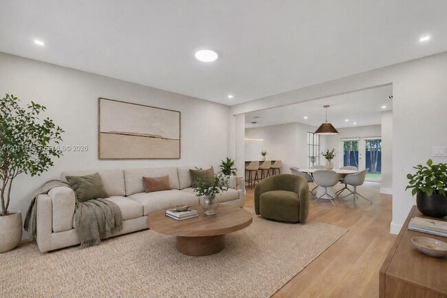 341 Aledo Ave in Coral Gables, FL - Building Photo - Building Photo