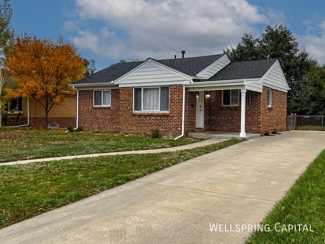 property at 2690 Pontiac St