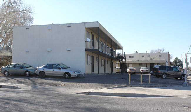 1604 Carlisle Blvd in Albuquerque, NM - Building Photo - Building Photo