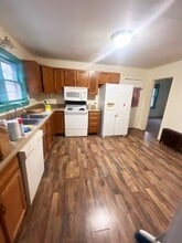 107 Hayes Ave in Endicott, NY - Building Photo - Building Photo