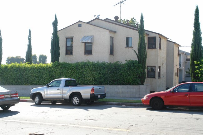 1100 N 3rd St in Burbank, CA - Building Photo - Building Photo