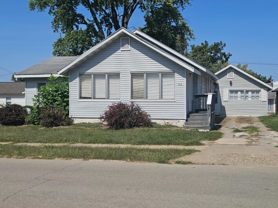 510 W Murray St in Macomb, IL - Building Photo