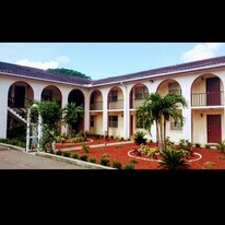 170 Larchwood Dr, Unit HUGE LUXURY 2/1 MUST SEE!