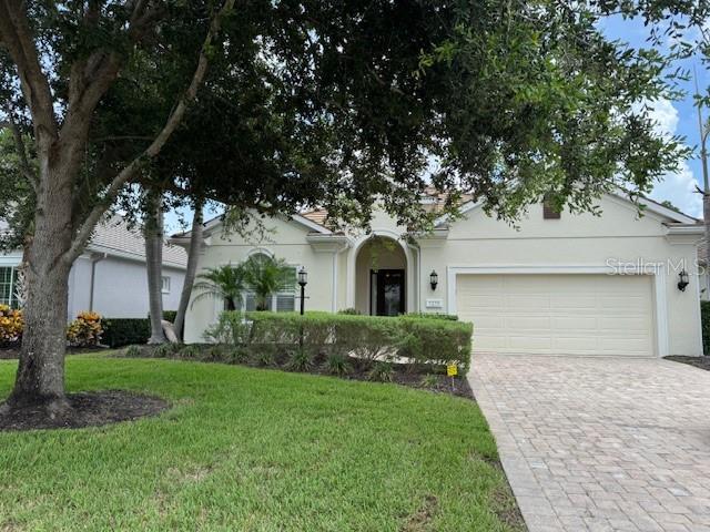 property at 7275 Lismore Ct