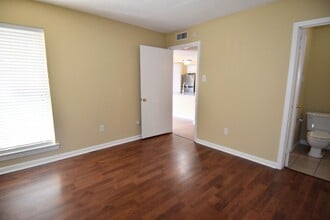 6747 Quail Hollow Ct in Memphis, TN - Building Photo - Building Photo