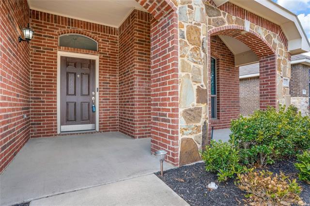 520 Trailblazer Rd in Forney, TX - Building Photo
