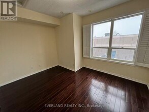 30 Faithful Way in Markham, ON - Building Photo - Building Photo