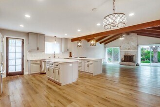 2815 Wilson St in Carlsbad, CA - Foto de edificio - Building Photo