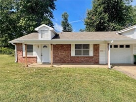 2007 Theodore Dr in Springdale, AR - Building Photo