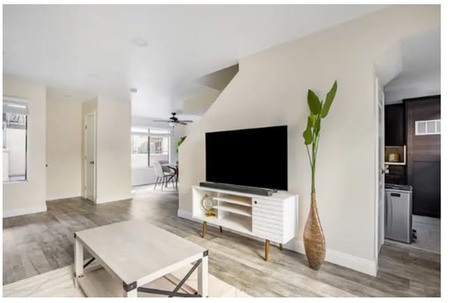 property at 746 N Eucalyptus Ave