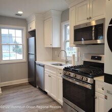 16 Lasatta Ave in Englishtown, NJ - Building Photo - Building Photo