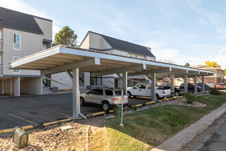 Lakeridge Terrace Apartments in Denver, CO - Building Photo - Building Photo