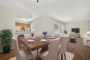 2020 Huldy St in Houston, TX - Building Photo