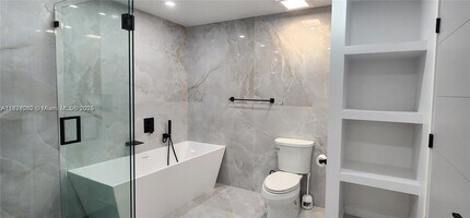 2146 Van Buren St in Hollywood, FL - Building Photo - Building Photo