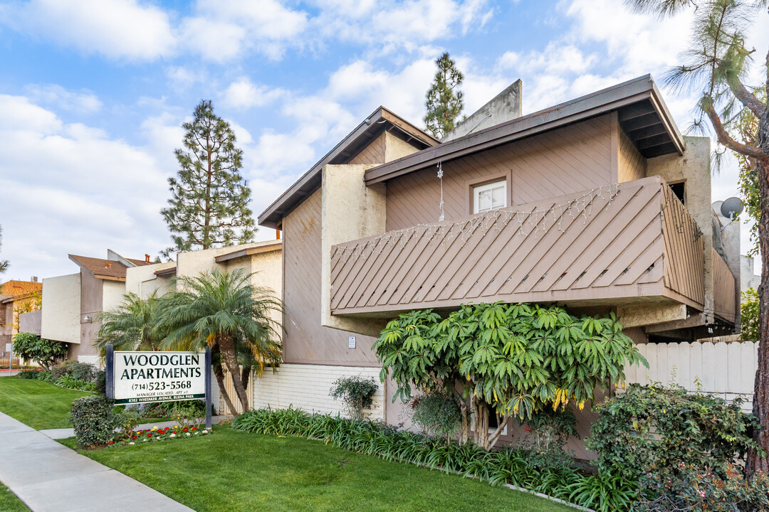 Woodglen Apartments in Buena Park, CA - Building Photo