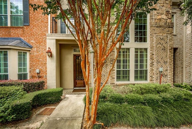 property at 1005 Memorial Village Dr