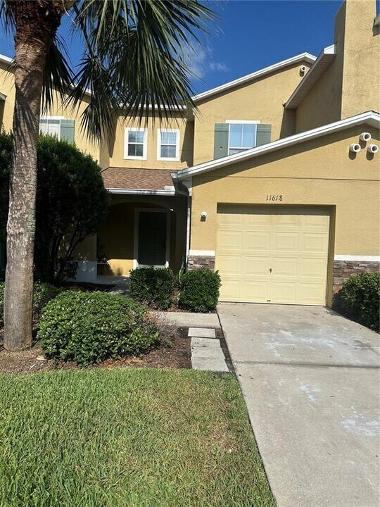 11618 Mango Ridge Blvd in Seffner, FL - Building Photo