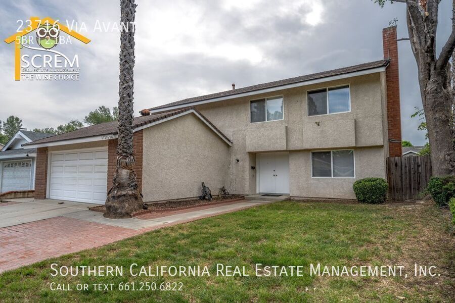 23716 Vía Avant in Santa Clarita, CA - Building Photo