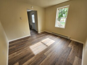 383-385 Tolbert Ave in Chambersburg, PA - Building Photo - Building Photo